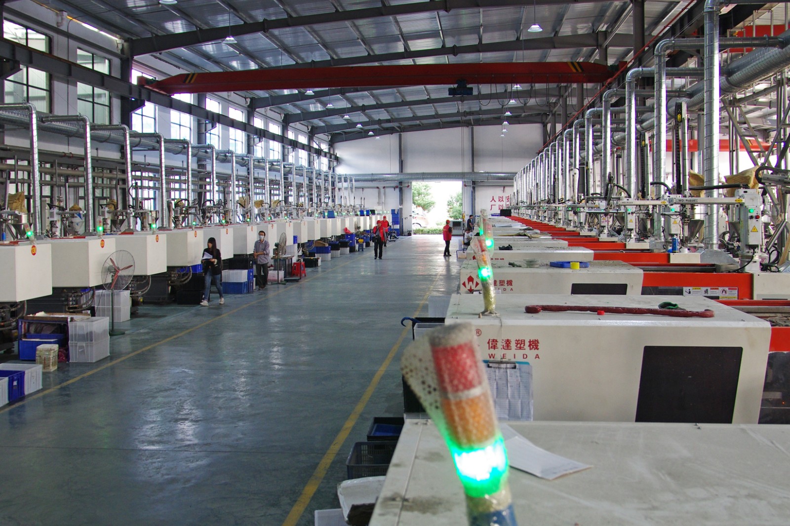 明迪玩具生产车间+王剑波.jpg