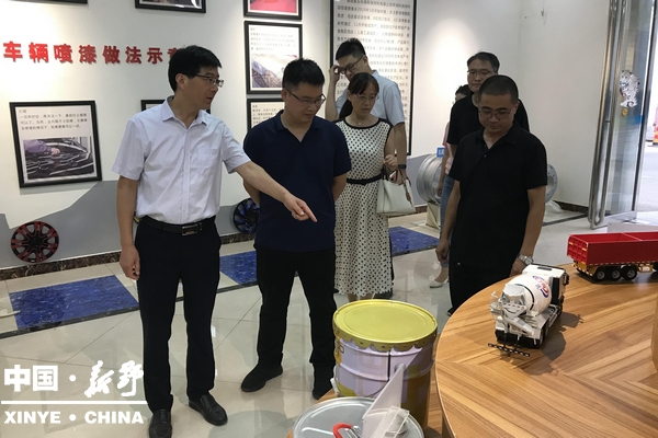 南阳师范学院经济与管理学院党委书记姜长宝到樊集乡调研指导乡村振兴工作001.jpg