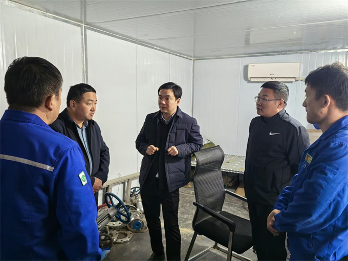 桐柏县副县长韩学军调研生态环境保护工作