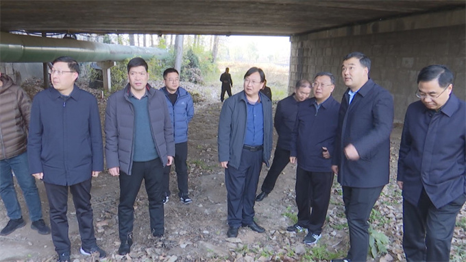 西峡县委书记马俊调研督导污染防治工作