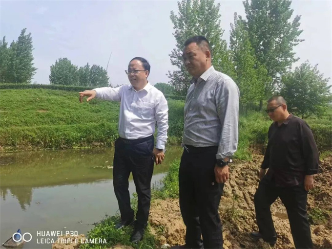 社旗分局局长杨锋德走访调研县域水环境质量情况