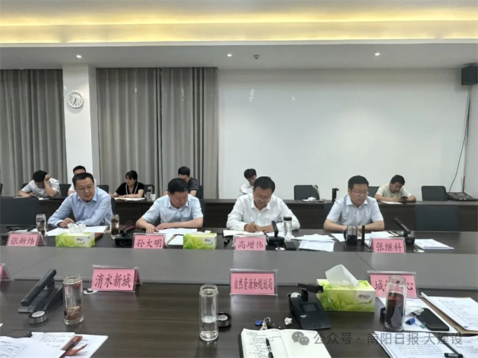 示范区党工委书记孙大明,党工委副书记,管委会主任高增伟等参加.