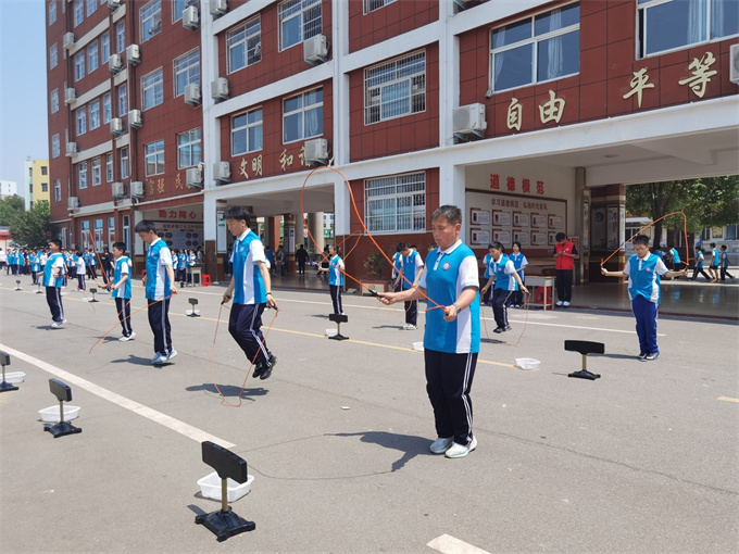区教育中心：示范区中招体育过程性测试圆满结束