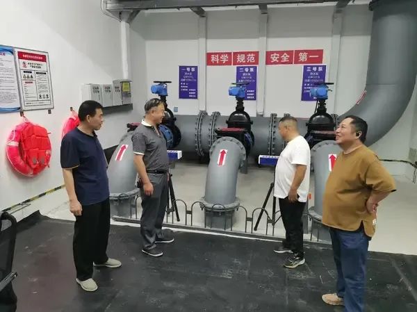 市市政环卫服务中心：加强市政设施排查维护 守护汛期市民“脚下”安全