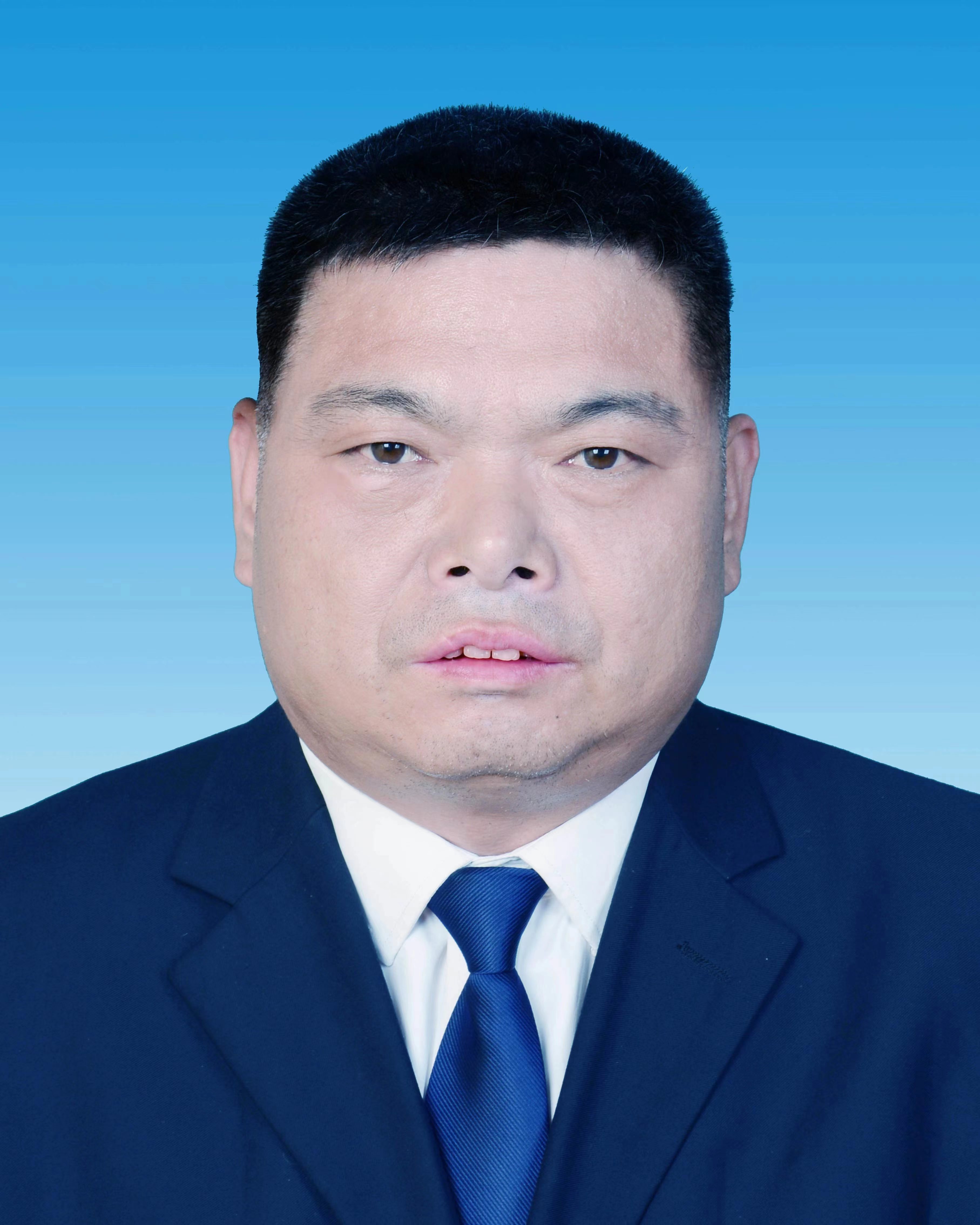 王洪亮