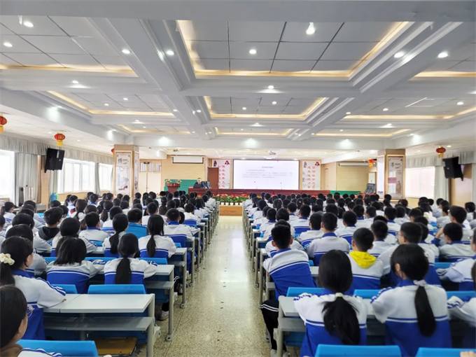 河南省“新时代宣讲师”走进南阳市城乡一体化示范区