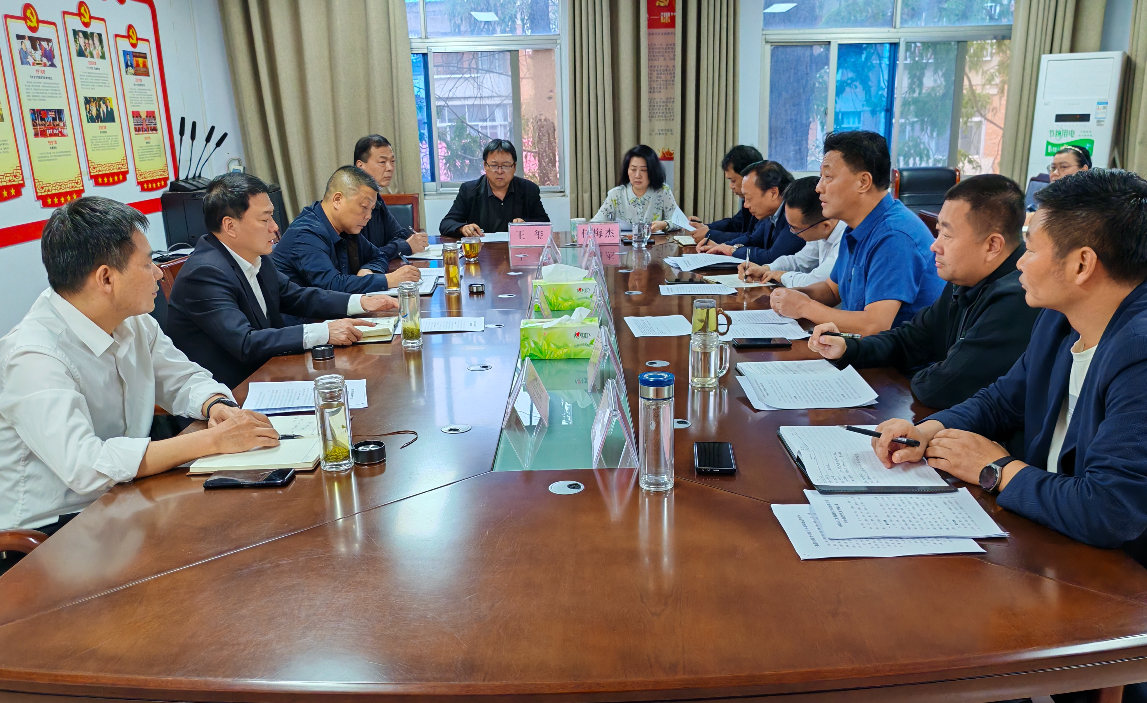 李哲调研指导三盈市政公司市场化转型工作