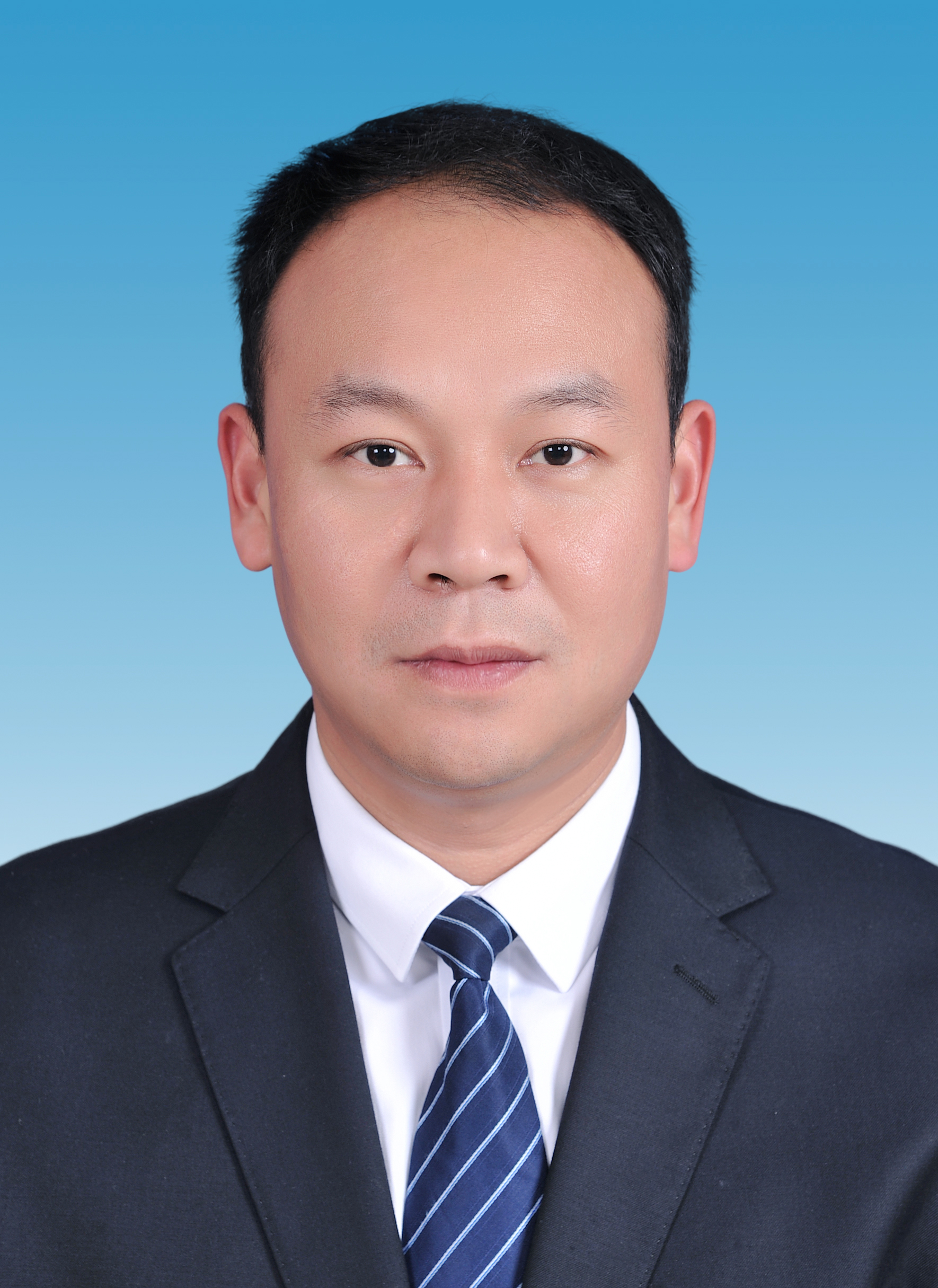 秦德阳