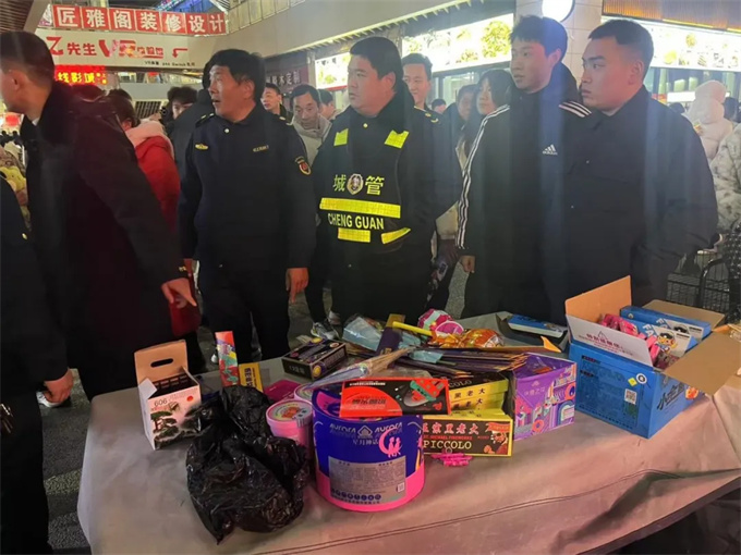 淅川分局积极推进元旦烟花爆竹禁燃工作