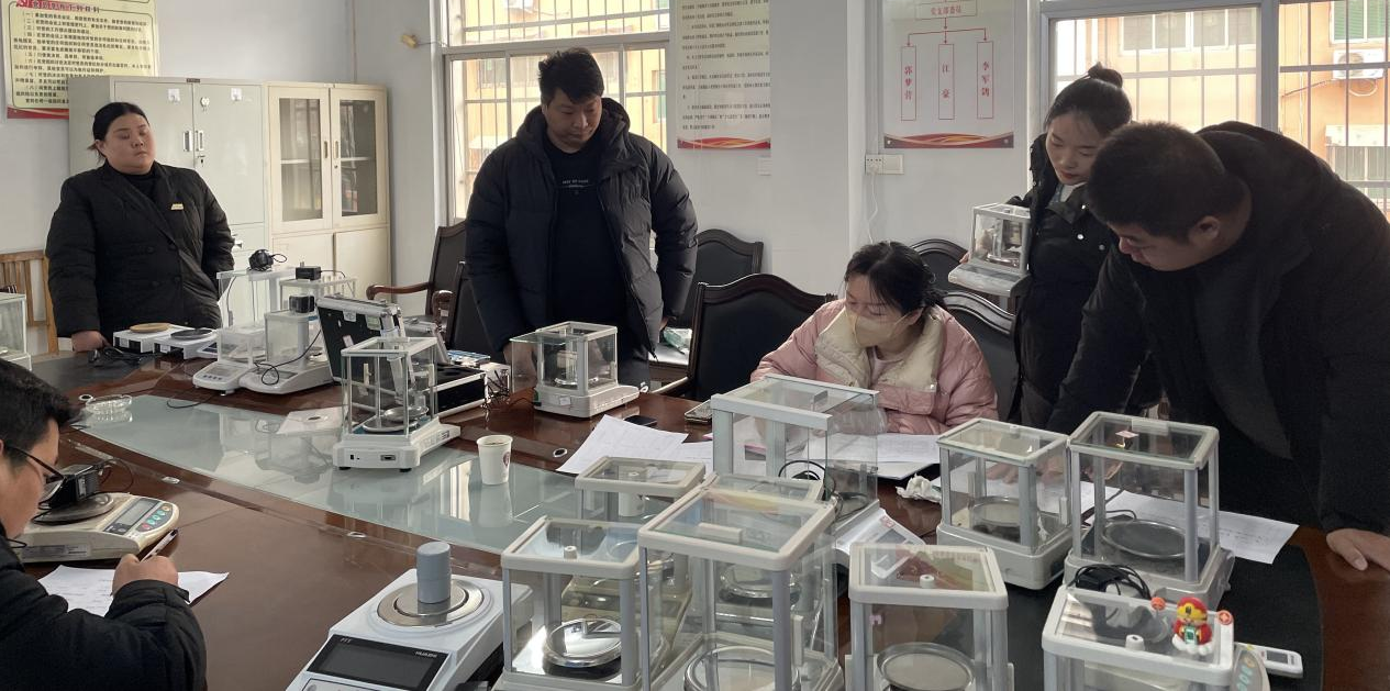 社旗县开展电子天平免费检定  护航黄金市场公平交易