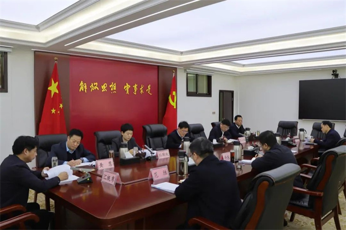新野县委常委会议专题研究生态环境保护工作