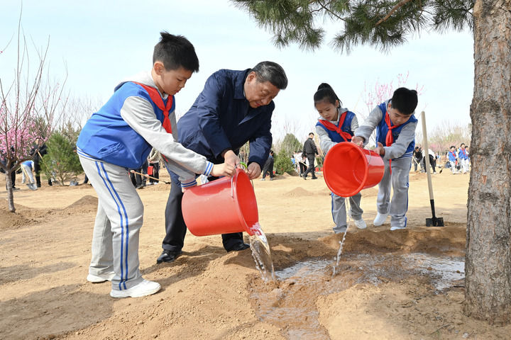习近平：汇聚共建美丽中国磅礴力量 让祖国大地更加绿意盎然生机勃发