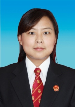  张雅楠