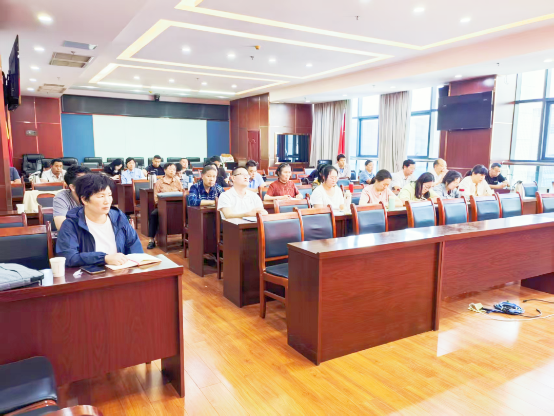 南阳市召开全市土壤类型边界校核工作攻坚推进会
