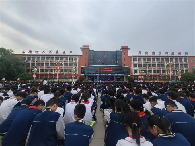 科技周：宝天曼点亮中学生生态科普梦想