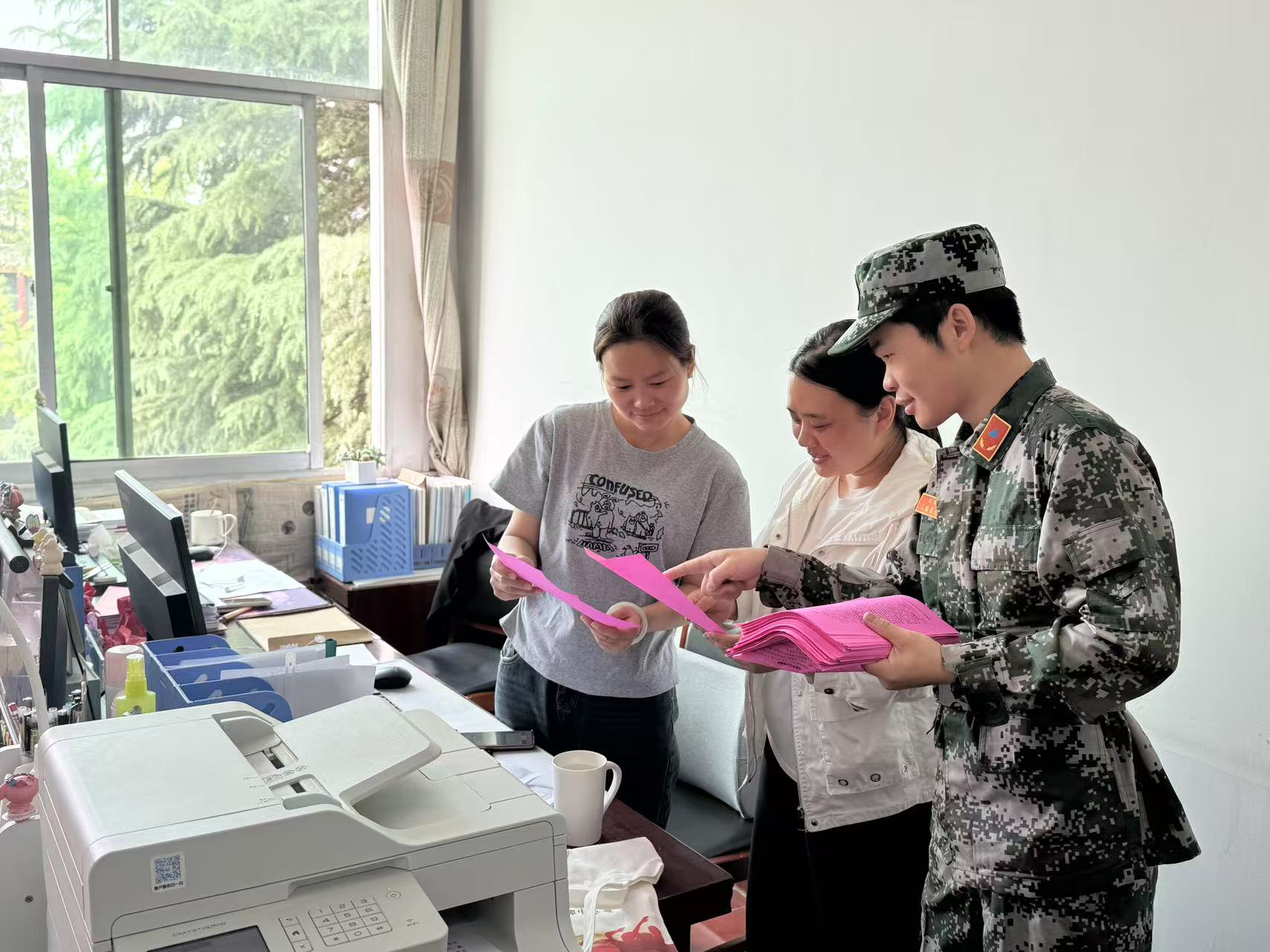南阳市国防动员办公室系统组织开展“5·12”防灾减灾周系列宣传活动（二）