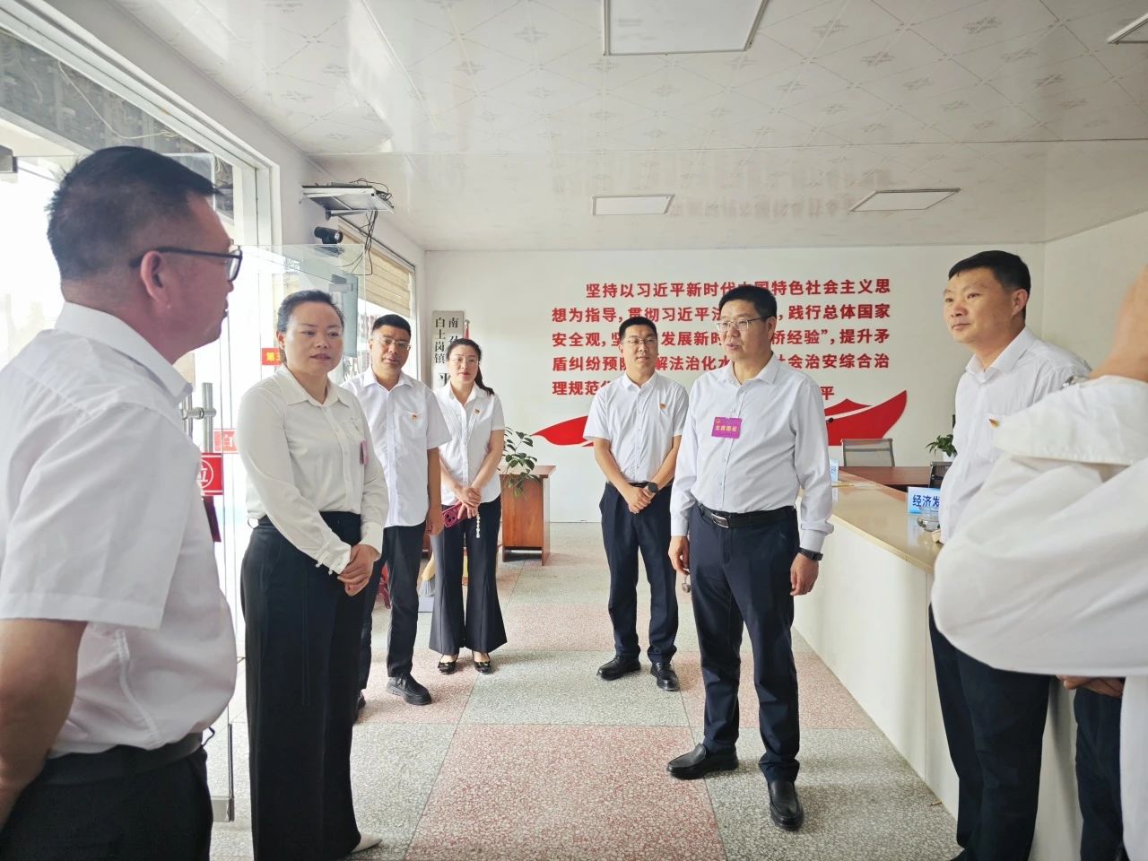南召县白土岗镇第十五届人民代表大会第四次会议顺利召开