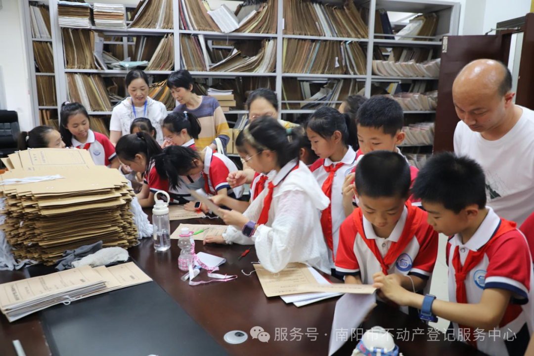 以档为媒，启智润心