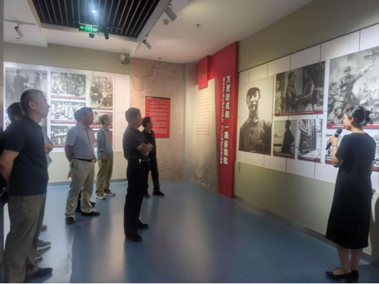 市工信局举办 “迎七一”参观彭雪枫纪念馆主题党日活动