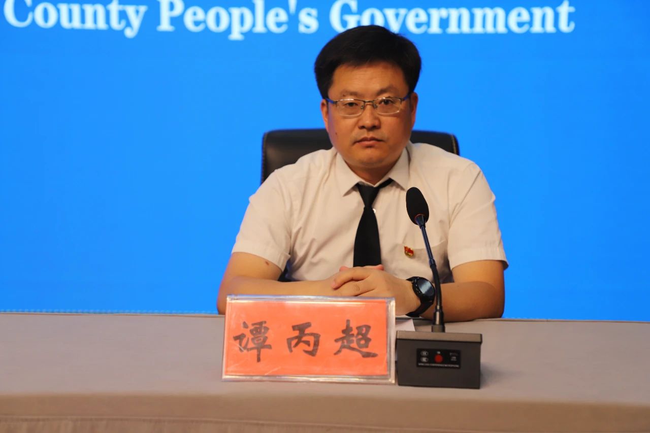 镇平县举办2025年“特色产业富民强镇”新闻发布会