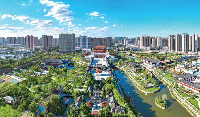 南阳市七届人大二次会议胜利闭幕