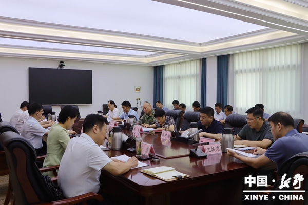 新野县常委会会议传达学习习近平总书记在中央城市工作会议上的重要讲话精神