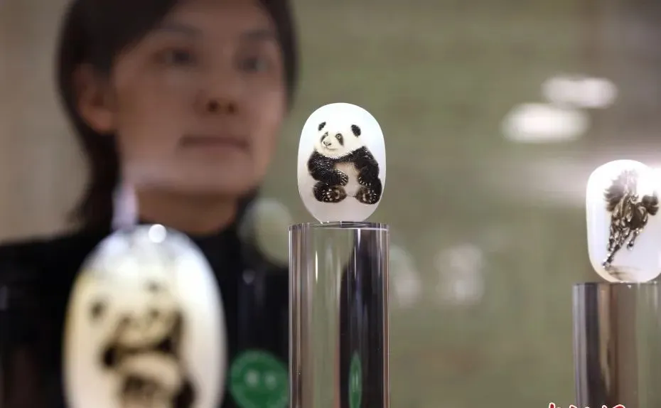 镇平玉雕联手七彩云南在京举办新生代玉雕作品展