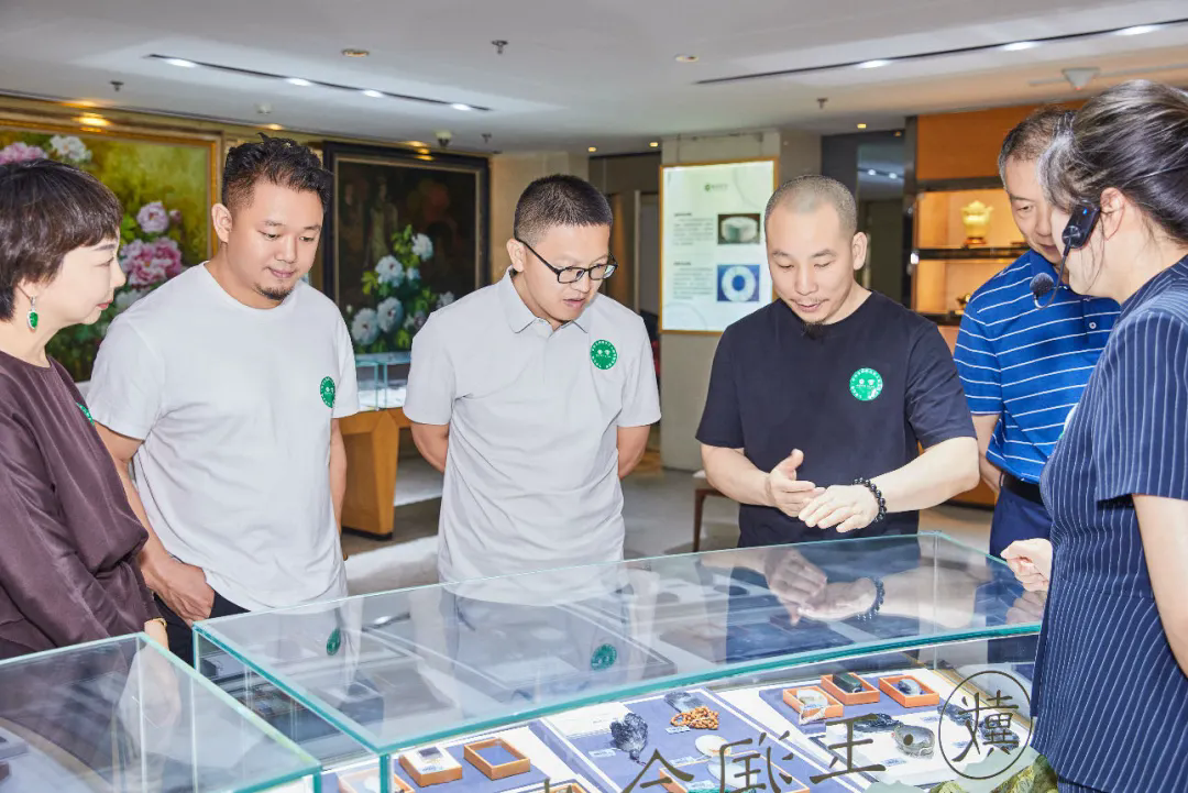 镇平玉雕联手七彩云南在京举办新生代玉雕作品展
