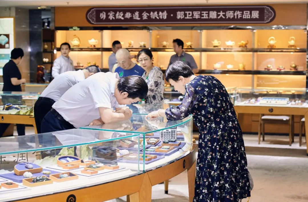 镇平玉雕联手七彩云南在京举办新生代玉雕作品展