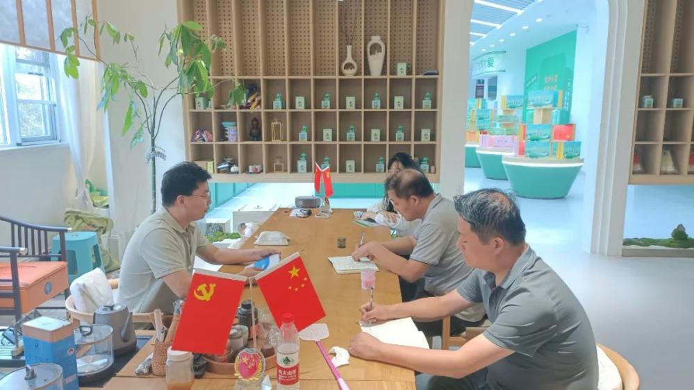 卧龙区科技局 科技创新“连环招”促推营商环境再优化