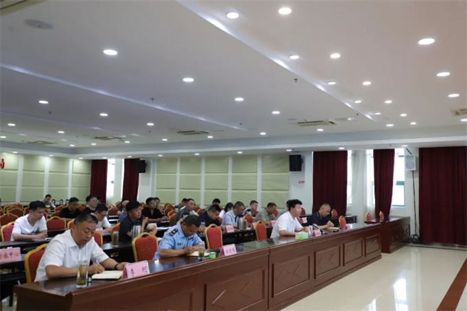 南阳市生态环境局召开重点工作调度会