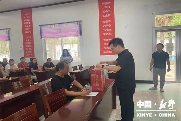 上港乡积极落实“乡村振兴豫善同行”募捐活动 