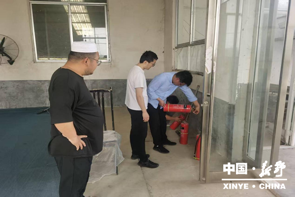沙堰镇开展宗教场所安全隐患排查 守护场所安全稳定