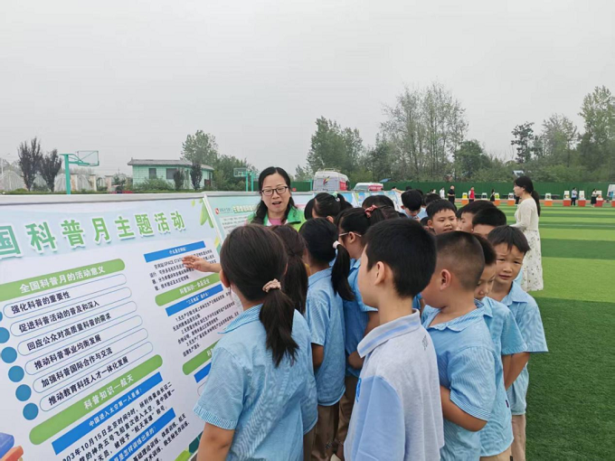 桐柏分局走进校园助力首个全国科普月活动