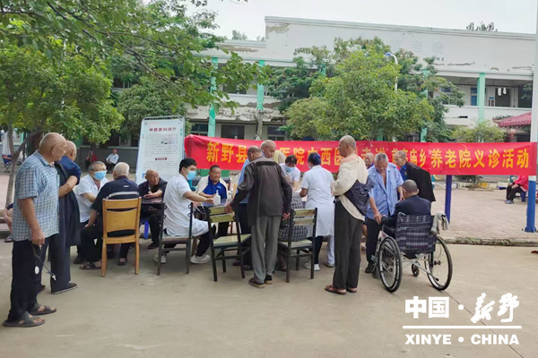 前高庙乡：送医送药送健康  敬老爱老在行动