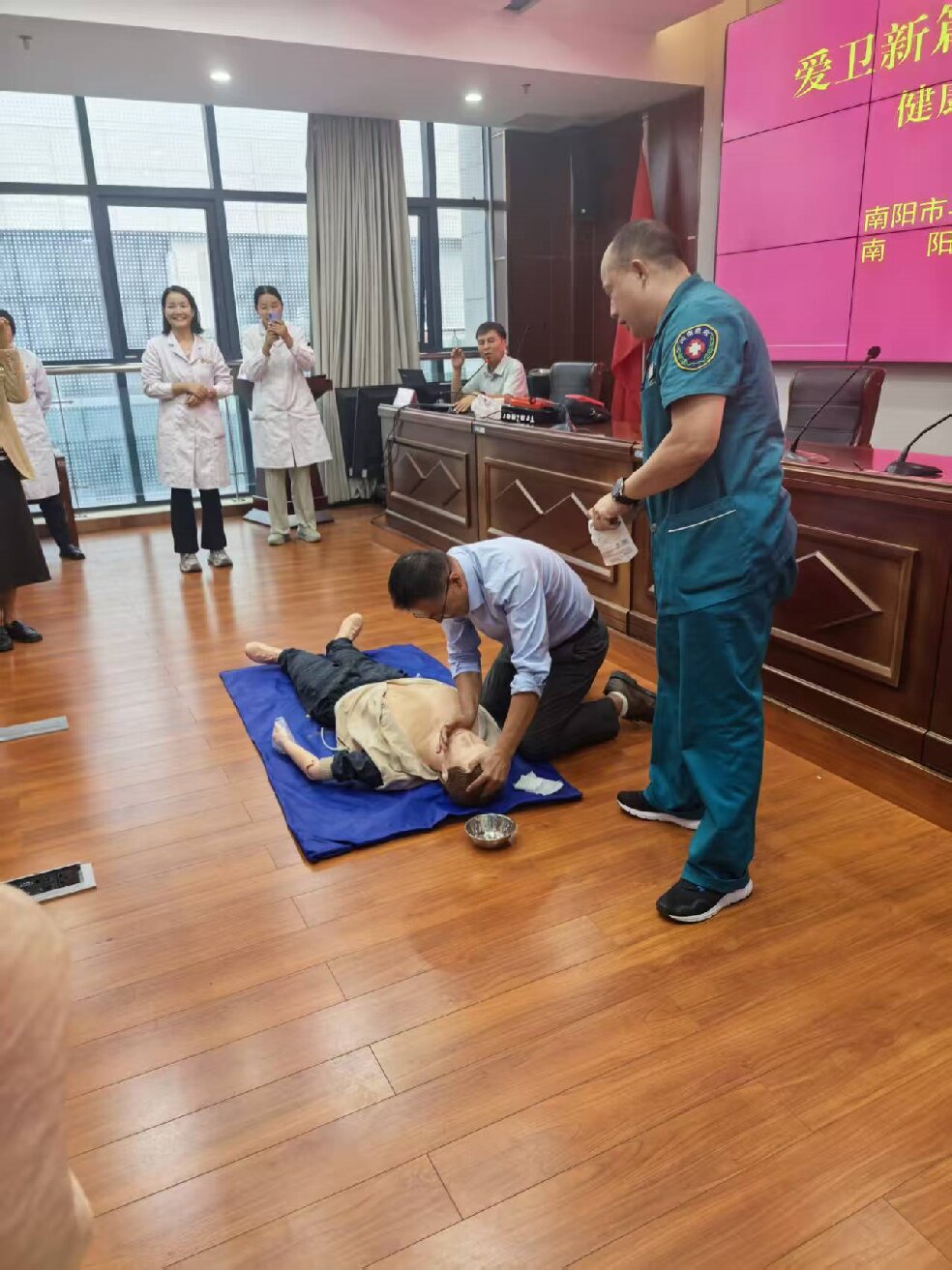 市农业农村发展服务中心联合南石医院举办“爱卫新篇章，健康‘心’生活” 健康科普知识讲座