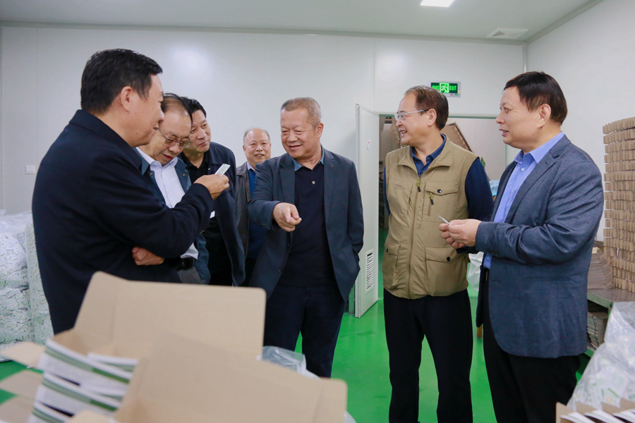 IMGL1360_副本.jpg