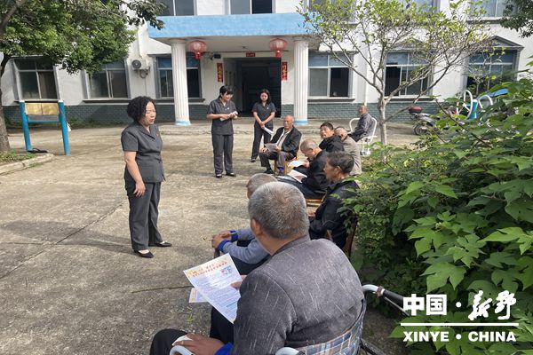 县人民法院法治宣讲暖夕阳  司法护老守安康