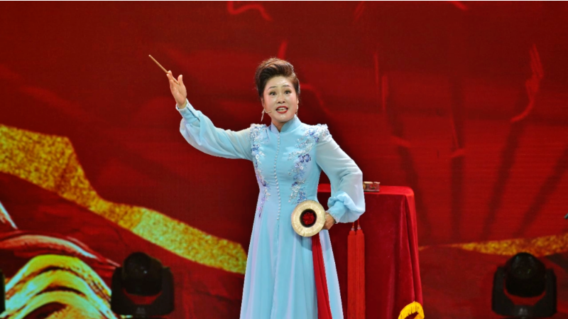 喜讯|侯红莲荣获第十三届中国曲艺牡丹奖·表演奖 喜讯|侯红莲荣获第十三届中国曲艺牡丹奖·表演奖