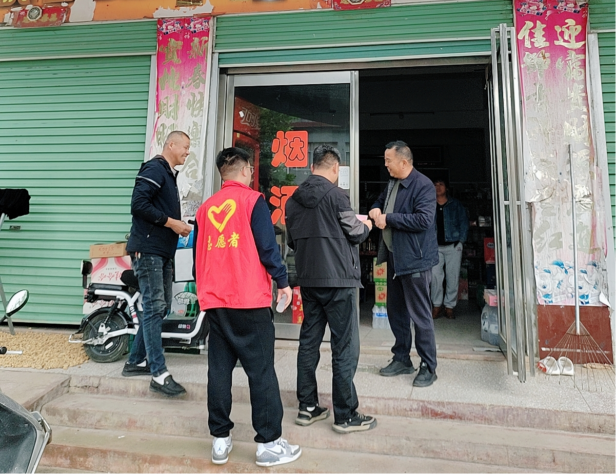 桐柏县平氏镇：守护蓝天 从双禁开始