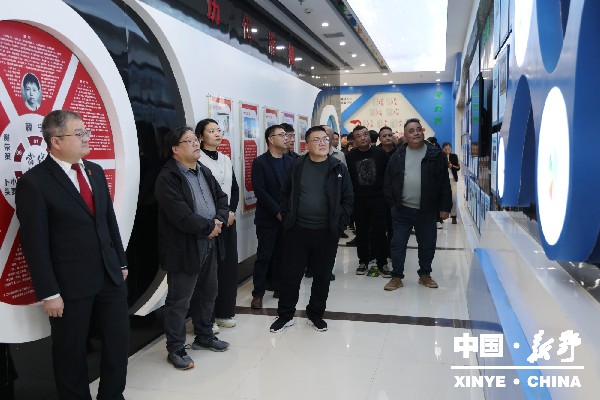 县人民法院举办2025年度第二十五次法院公众开放日活动