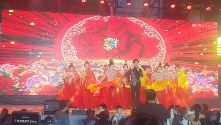 2025年“冬季村晚”文艺汇演圆满举行 2025年“冬季村晚”文艺汇演圆满举行