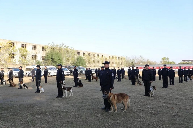 巴万！勇夺第一！