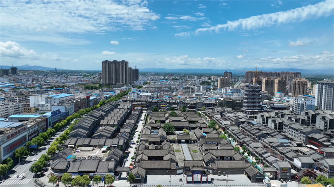 内乡县住建局：学习贯彻中央、省委及市委城市工作会议精神丨深学笃行会议精神提质增效谱新篇 内乡县住建局以实干书写城市发展新答卷