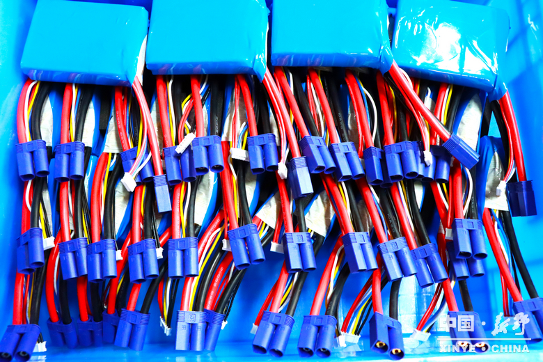 小元件大产业 新野光电强势崛起