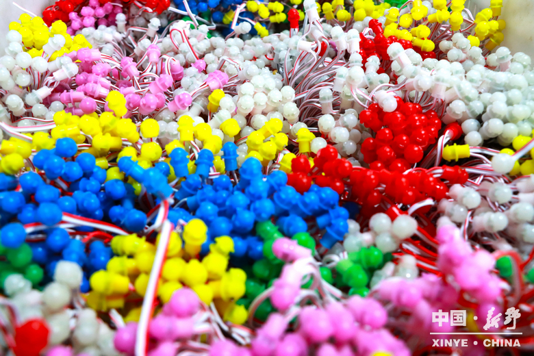 小元件大产业 新野光电强势崛起