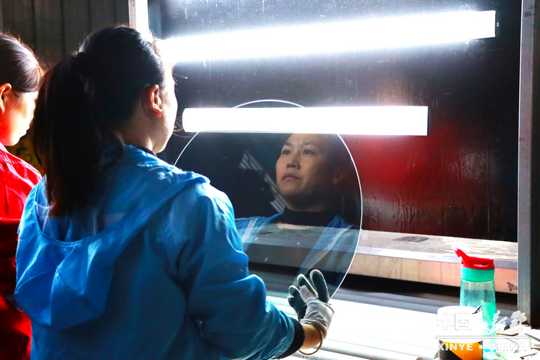 小元件大产业 新野光电强势崛起