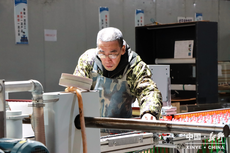 小元件大产业 新野光电强势崛起