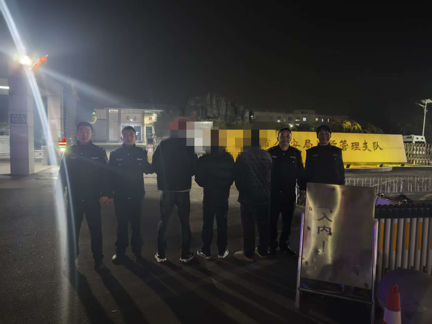 三晚流窜三个辖区作案！镇平公安速破系列“拉车门”盗窃案