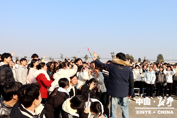 溧河铺镇：河南省科技馆“竹蜻蜓”科普乡村行走进新野